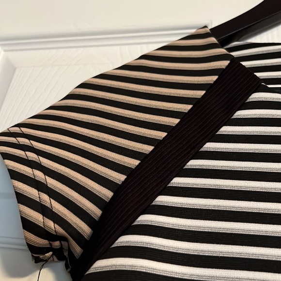 Striped stretchy minidress - Picture 6 of 9